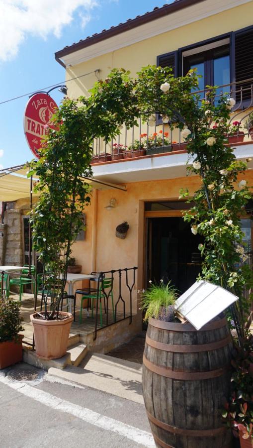 B&B Da Nicoletta San Pantaleo Exterior photo
