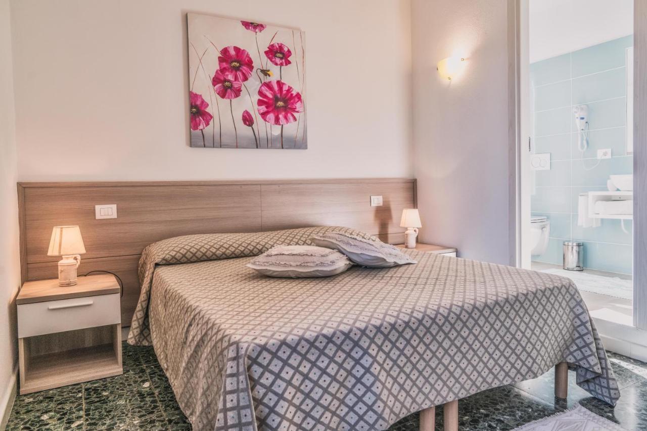 B&B Da Nicoletta San Pantaleo Exterior photo