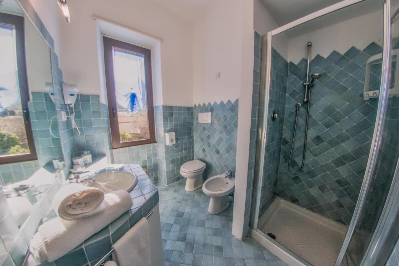 B&B Da Nicoletta San Pantaleo Exterior photo